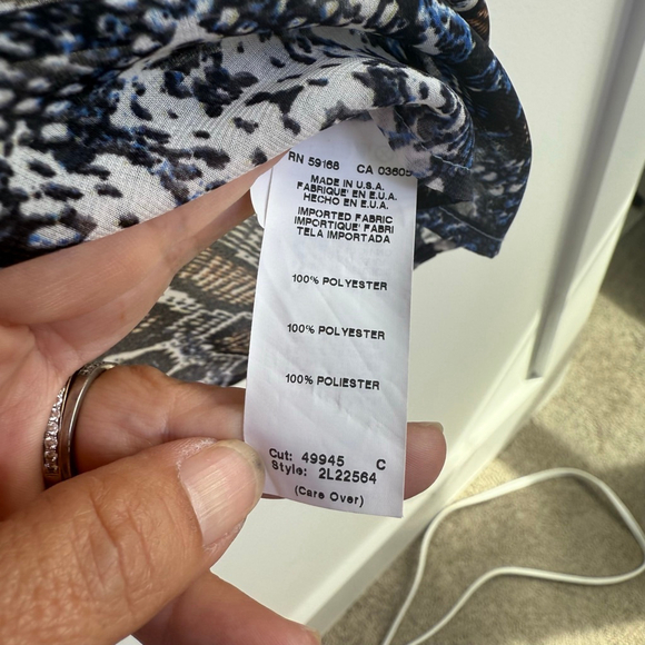 Karen Kane XL Abstract Ombre Snake Print Shear Blouse Top Boho Chic Mande in USA - Picture 7 of 8